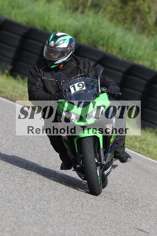 /Archiv-2025/10 23.04.2025 Cornu Master School ADR/gruen-vert/19